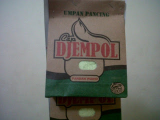 umpan-mancing-djempol