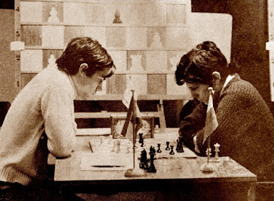 Partida Manuel Pujol Sans - Petar Velikov, fase final del Campeonato de Europa Juvenil de Ajedrez 1971/1972