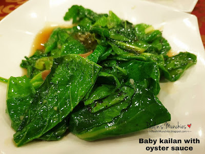 Fried kailan with oyster sauce - Qi Lin Xuan Kitchen