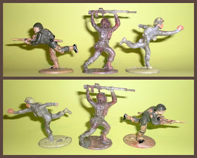 1:32nd Scale Figures, 54mm Toy Soldiers, Cherilea Plastic, Early British Toys; EM2 Bullpup Assault Rifle, Polymer Figurine, Small Scale World, smallscaleworld.blogspot.com, Soldier Toy Soldiers Of Post War Infantry, Made In Britain In The 1960's
