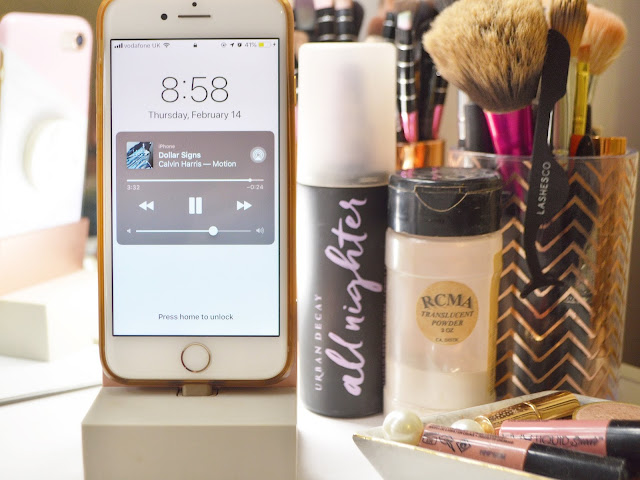 What's on my dressing table? Hurn & Hurn Native Union Charging Dock Feature, Lovelaughslipstick Blog