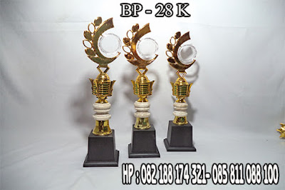 Trophy Plastik Murah | Harga Trophy Plastik