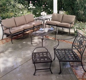 Lawn Chairs on Modern Furnitures  Patio Furniture