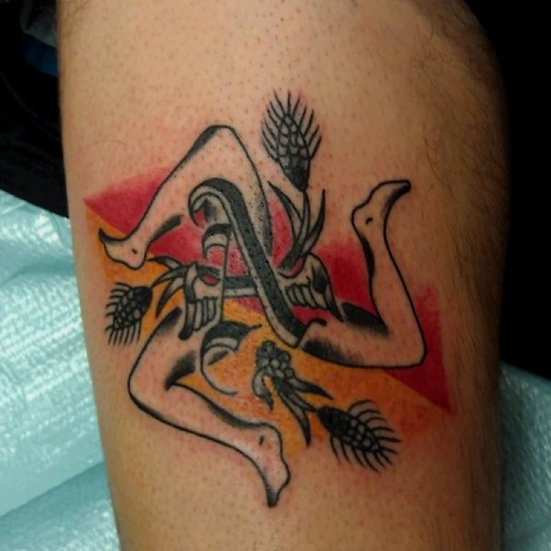 tatuaje de trinacria