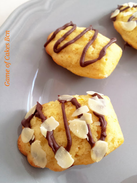 Madeleines veganas de almendra y naranja