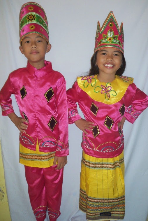 BA 026 Baju Adat Sulawesi Utara Pakaian Adat Anak 