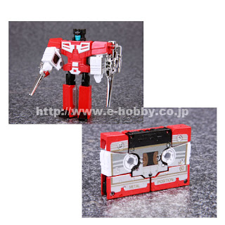 Tomy - Takara Transformers eHobby Blaster vs Soundwave figure set with cassettes
