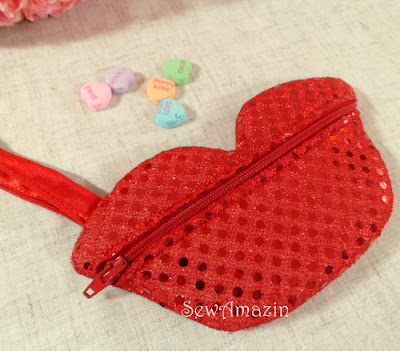 Lips Wristlet/Purse