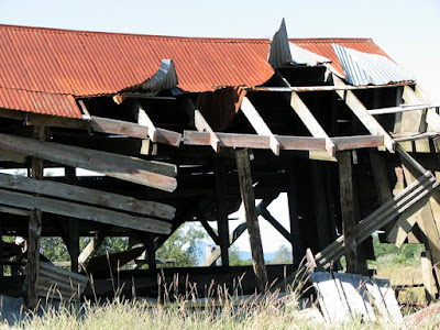 Barn