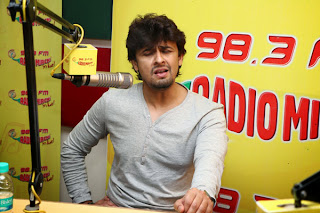 Sonu Nigam Latest Photos and Stills at Radio Mirchi 98.3 FM