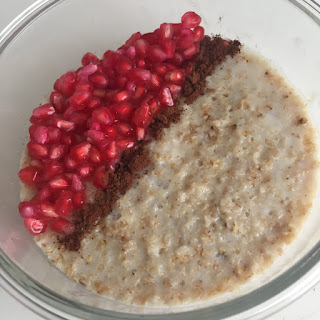 Porridge de avena con cacao y granada