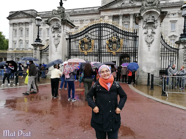 Percutian London Buckingham Palace & Big Ben