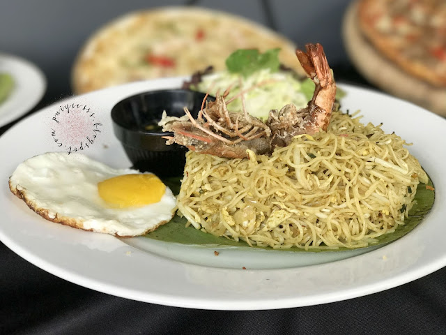 emperor-noodle-egg-prawn