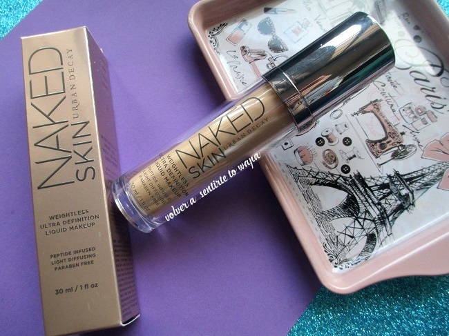 Base de maquillaje Naked Skin Liquid Foundation Make Up de Urban Decay - Review & Swatches