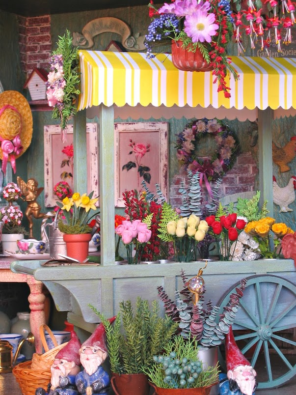 dollhouse flower cart