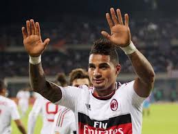 Xiriirka Kubbada Cagta Talyaaniga Oo Baaritaan Ku Samaynaya Fal Cunsurinimo Oo Lagula Kacay laacibka khadka dhexe kooxda AC Milan Prince Boateng 