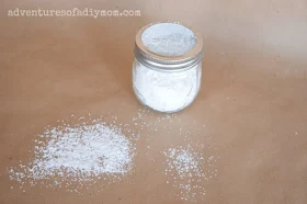 How to Make a Powdered Sugar Shaker from a Mason Jar