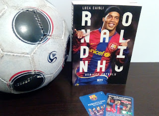 http://mamadoszescianu.blogspot.com/2017/10/ronaldinho-usmiech-futbolu.html