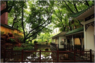 Hu Xian Guan Temple.