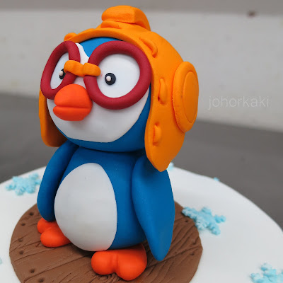 Designer-Fondant-Cakes-Johor-Bahru