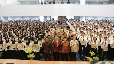 Mantap! 1.700 Mahasiswa Baru UM Bandung Ikuti Kegiatan PESONAMU 2023