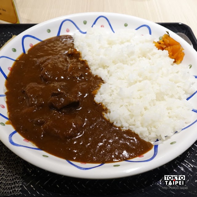 【SOLAE DINING HANA】福岡機場登機前吃到好吃的牛肉咖哩飯