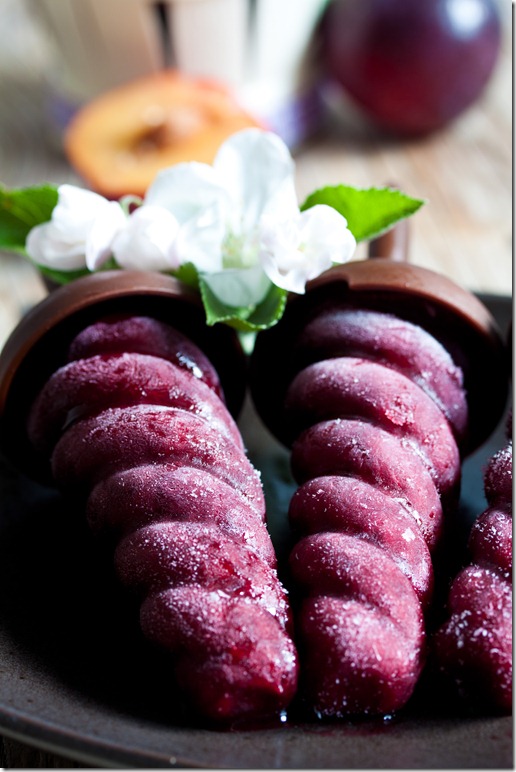 Plum and red wine swirled Ice pops