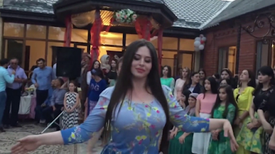 Video of the beautiful girl dancing wonderful ❤ ❤ Russian folklore