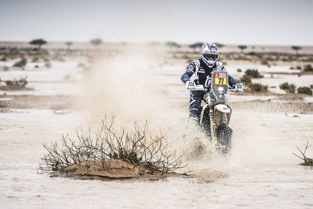 Dakar 2023: Luciano Benavides sumó otro triunfo en la novena etapa en motos