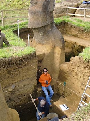 An Amazing Discovery Found Underneath The Easter Island Heads!