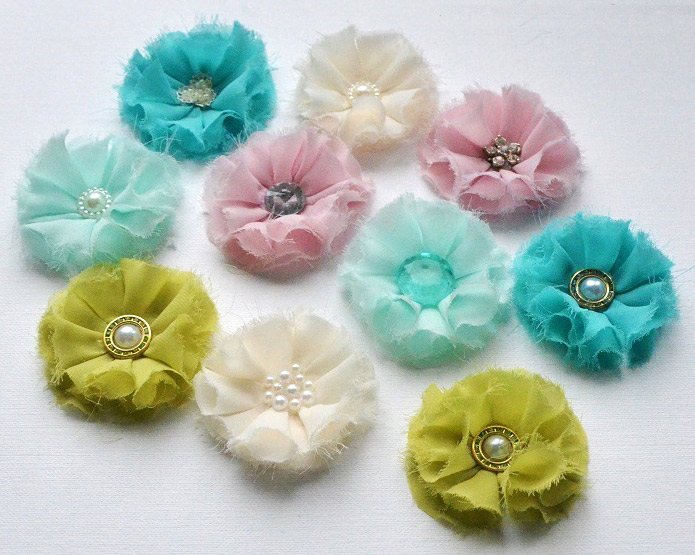 How to Make a Simple Flower from Chiffon. DIY Tutorial