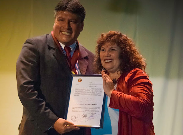 Presidente del Colegio de Periodistas El Loa recibe Orden al Mérito Ciudadano 