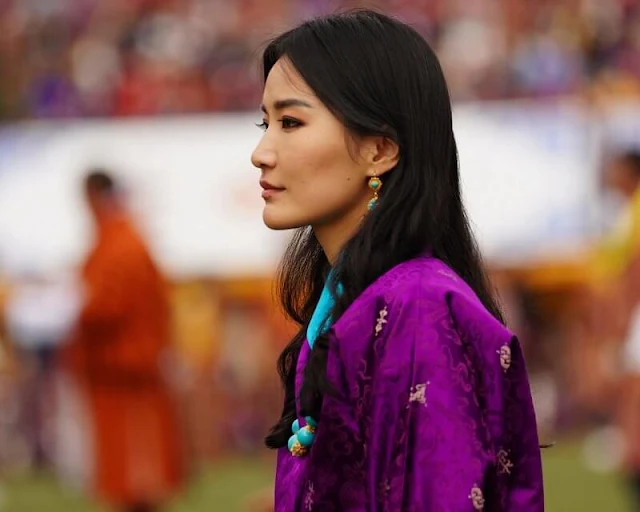 King Jigme Khesar Namgyel Wangchuck, Gyaltsuen Queen Jetsun Pema, Prince Jigme Namgyel and Prince Jigme Ugyen