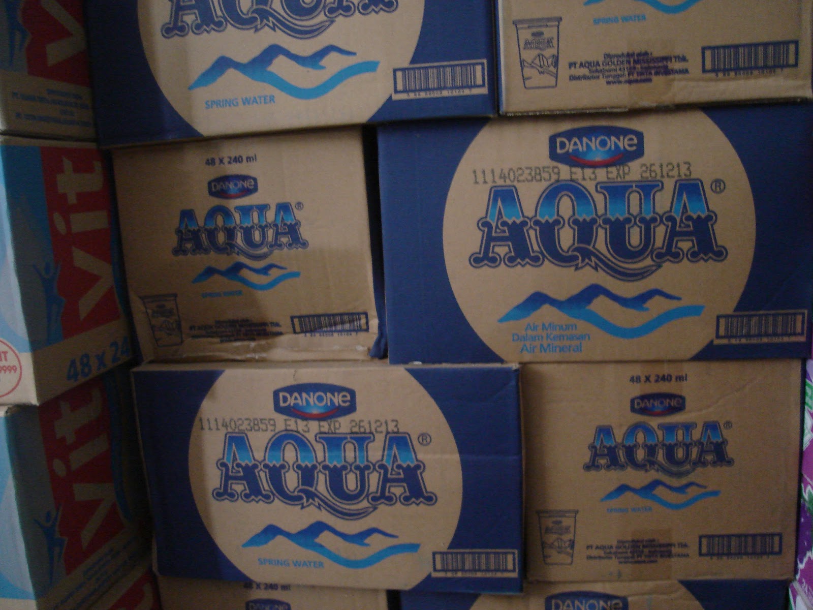 aqua home service baskoro Aqua 240 ml