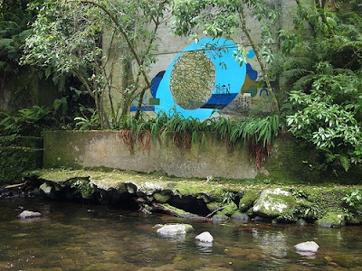 circle mural shapes objects