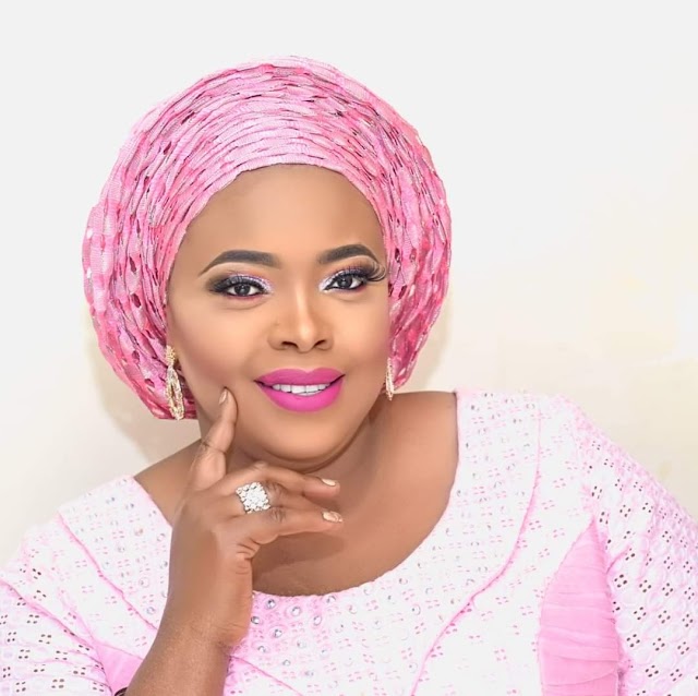 Celebrating The Beautiful Manchester Lady Of Style, Ayomide Adeyemo