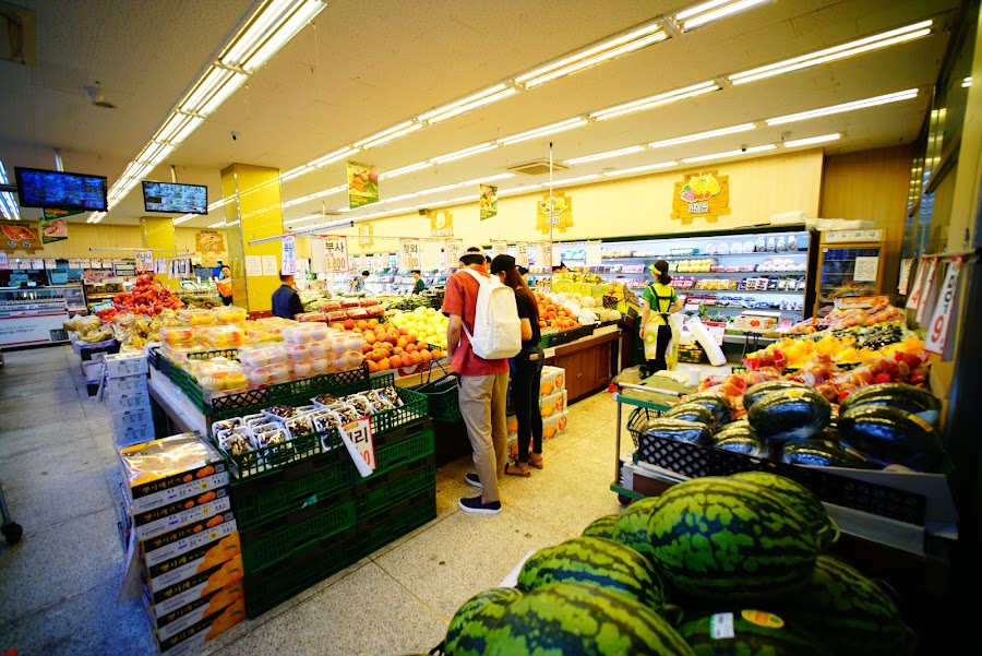 supermarket in gangnam