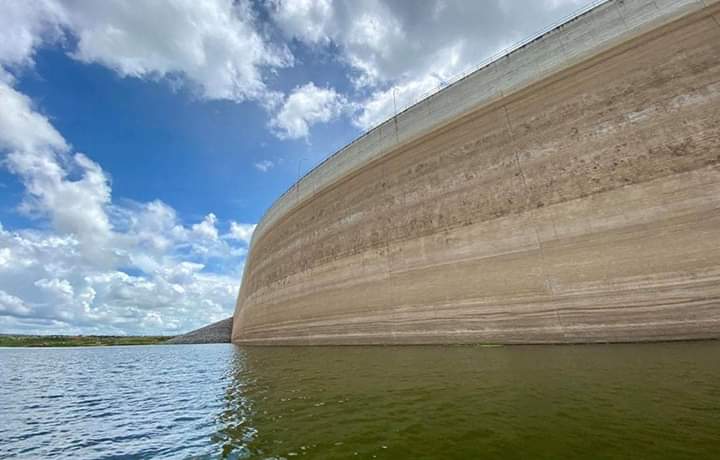 Nível do Castanhão subiu 20 cm nas últimas 24h, e volume já ultrapassou 14%