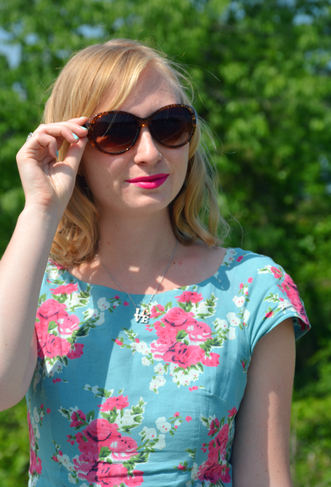 My Favorite Floral Summer Dress | Organized Mess