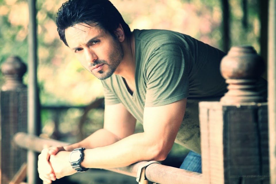 Television (TV) Actor Iqbal Khan Family Photos | Real-Life Photos