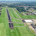 Eerste zonnepaneel ten behoeve van het zonnepark Rotterdam The Hague Airport