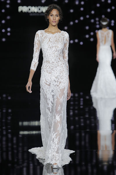 Vestido de novia Pronovias 2017 - Foto: Barcelona Bridal Fashion Week