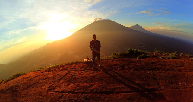 Sunrise Gunung Andong