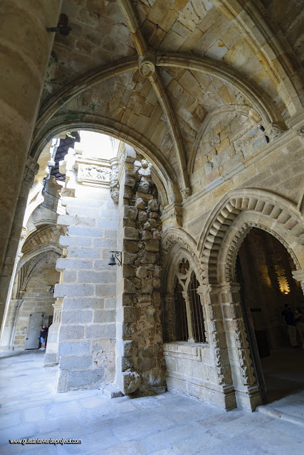 Unión de las dos Catedrales - Plasencia, por El Guisante Verde Project