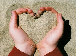 Ilustrasi pasir cinta (foto trilulilu.ro)
