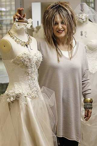 royal wedding dress designer. royal wedding dress..Designer