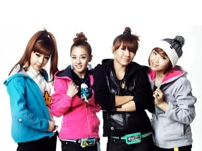 2NE1