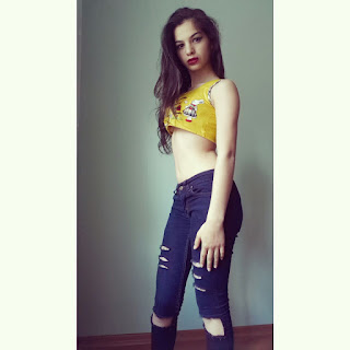 Türbanlı Yasemin