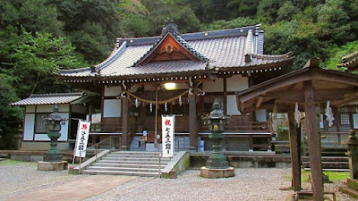 人文研究見聞録：白山比咩神社（岩国市） ［山口県］