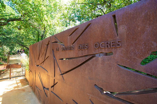 Le sentier des ocres-Circuito dell'ocra-Roussillon